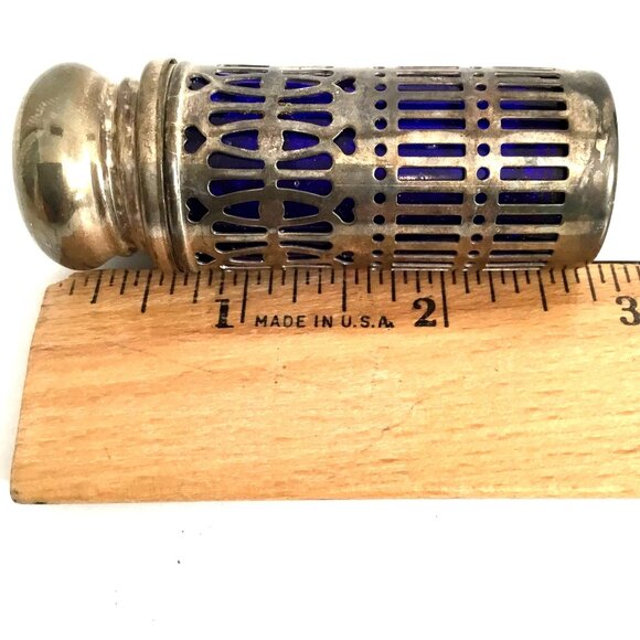 Silver Plated Salt And Pepper Shakers Cobalt Blue U.K Pat. No. 1014132 Hong Kong - Picture 7 of 9